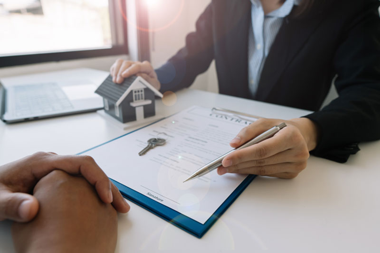 Why Choosing an SA Conveyancer Is Essential for Buyers? Why Choosing an SA Conveyancer Is Essential for Buyers?