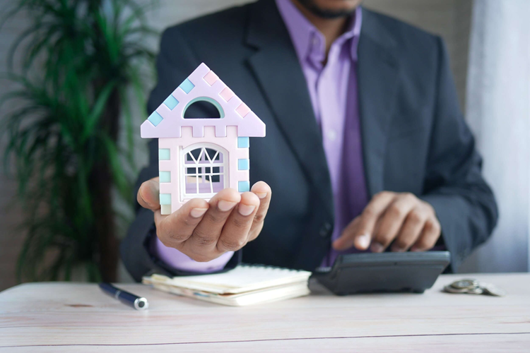 Why Choosing an SA Conveyancer Is Essential for Buyers? Why Choosing an SA Conveyancer Is Essential for Buyers?